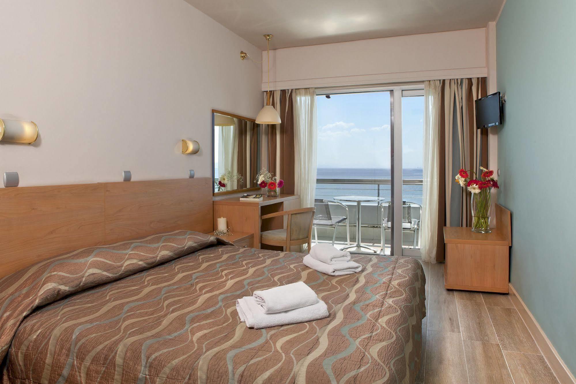 Poseidon Athens Hotel エクステリア 写真